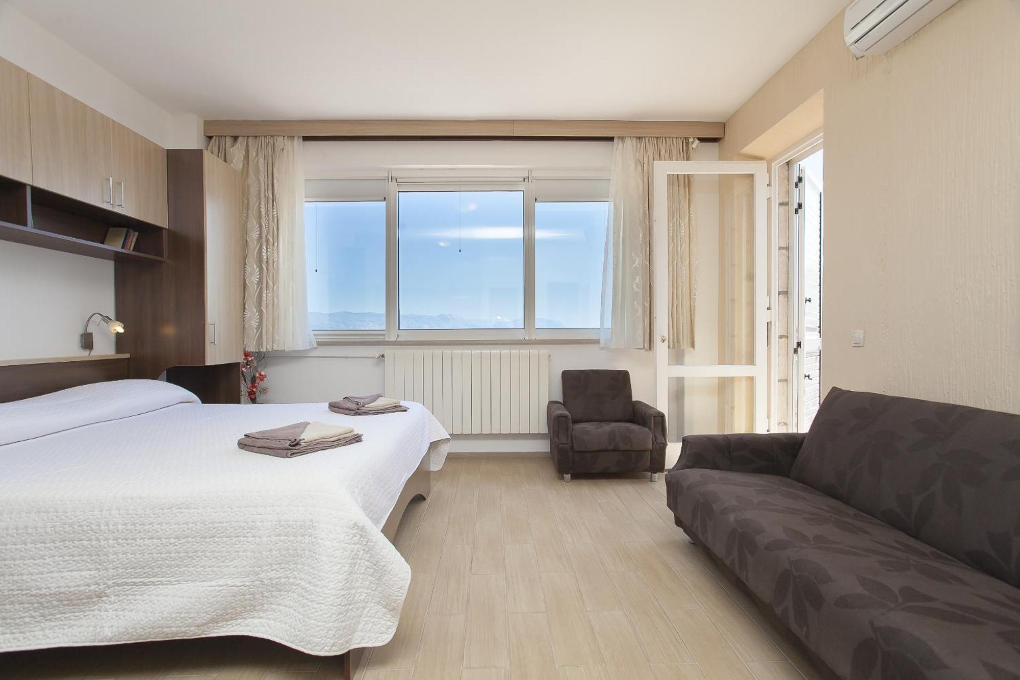 Guest House Lovric Lumbarda Zimmer foto
